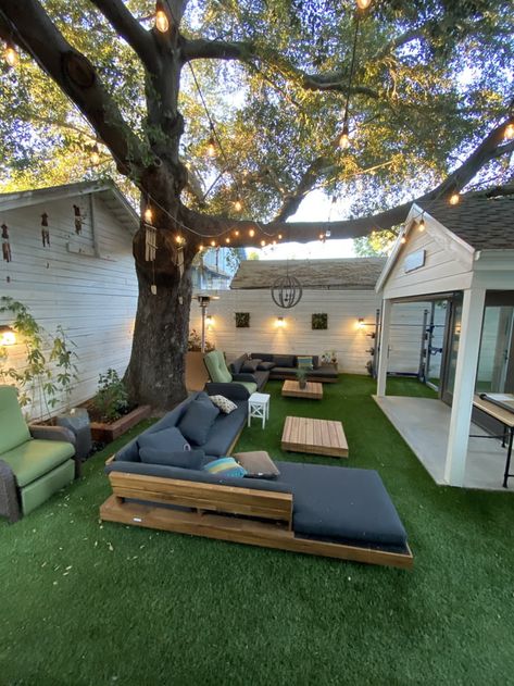 Comfy Cozy Backyard - 9GAG Backyard Hangout, Diy Garden Landscaping, Zen Interiors, Cozy Places, Cozy Cabins, Cozy Backyard, Big Backyard, House Details, Outdoor Living Decor