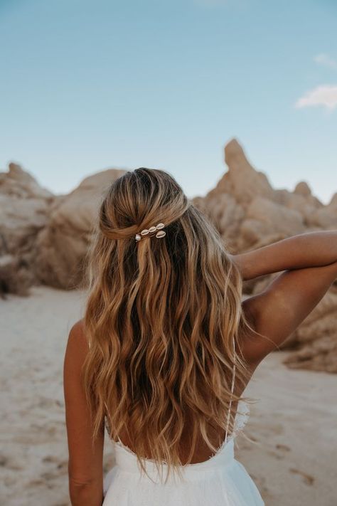 Wedding Hairstyles And Makeup, Easy Beach Hairstyles, Mermaid Waves, Beachy Hair, Beach Hairstyles For Long Hair, Beach Wave Hair, Beach Wedding Hair, Easy Summer Hairstyles, Beach Hairstyles