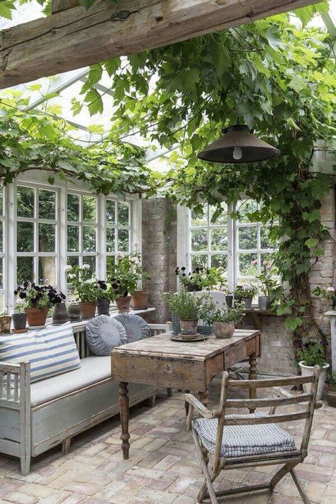 Moderne Have, Garden Room Ideas, Conservatory Garden, Decor Ikea, Rooms Ideas, Outdoor Room, Potting Bench, Garden Rooms, Patio Interior