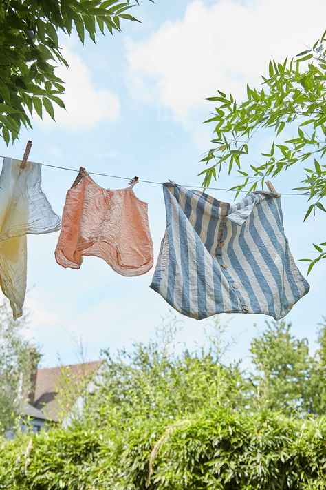 Poetic Photo, Architecture Photography Buildings, Summertime Vibes, Dog Food Brands, Vintage Laundry, Beach Shoot, Eternal Summer, Washing Line, Mood And Tone