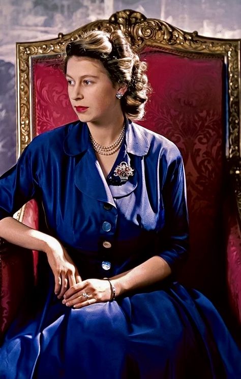 Elizabeth First, Princesa Elizabeth, Young Queen Elizabeth, Vogue British, Rainha Elizabeth Ii, Cecil Beaton, Elisabeth Ii, Princess Elizabeth, Duchess Of York