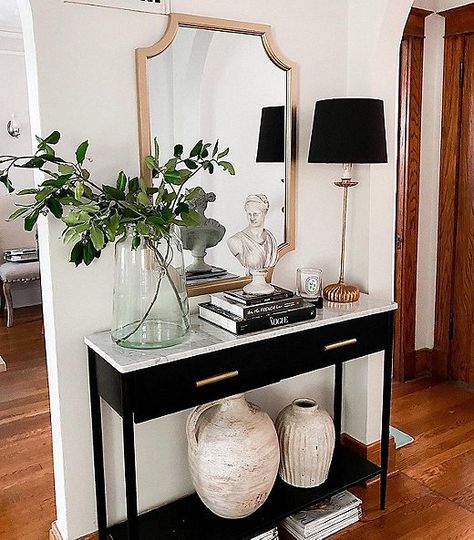 Favorite Social Posts of 2020 – One Kings Lane — Our Style Blog Parisian Entryway, Entryway Console Table Decorating, Console Table Decorating, Entryway Table Decor, Entryway Console Table, Cozy Living Rooms, Black Linen, Interior Inspo, Luxury Home Decor