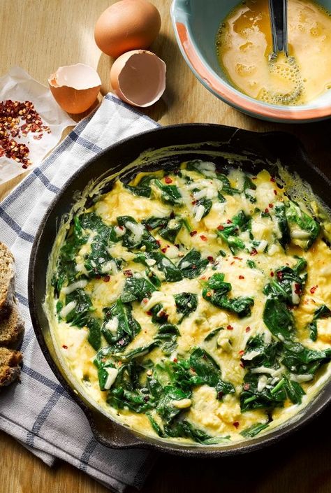 Scrambled Eggs with Spinach and Chilli Flakes Recipe from Bord Bia Scrambled Egg Recipes Healthy, Brunch Savory, Dishes Photography, Spinach And Eggs Breakfast, Egg Salads, Eggs With Spinach, Flake Recipes, Scrambled Eggs With Spinach, Scrambled Eggs With Cheese