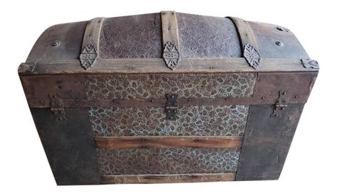 19th Century Kaufmann & Strauss Early American Steamer Trunk | Chairish Steamer Trunk Ideas, Old Trunk Redo, Antique Trunk Makeover, Trunk Redo, Antique Trunk Restoration, Trunk Restoration, Antique Knowledge, Trunk Makeover, Antique Trunks