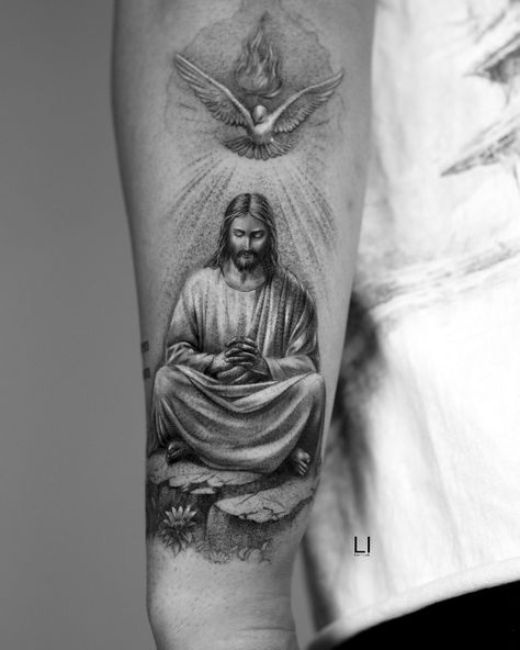 Jesus Christ #finelinetattoo Iraq Tattoo Ideas, Christ Tattoo Women, Christian Sleeve Tattoos For Women, Jesus Christ Tattoo Designs, Jesus Tattoo Ideas, Jesus Tattoo For Women, Jesus Forearm Tattoo, Jesus Tattoos, Tattoo Jesus