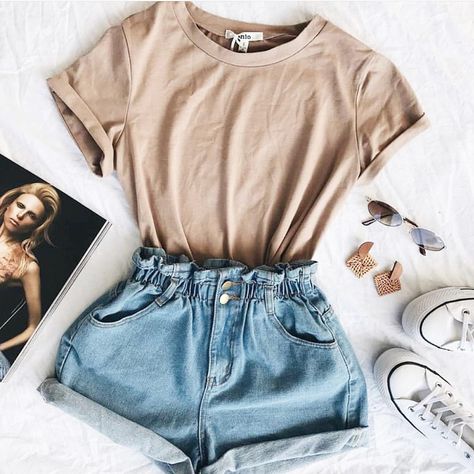 Veronica White, Birthday Outfit For Teens, Charcoal Clothing, Teenage Outfits, Paperbag Shorts, Tween Outfits, Teenager Outfits, Summer Tee, Cute Summer Outfits