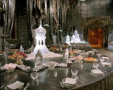 The High Table for the champions and their dates and the teachers/coordinators of the Triwizard Tournament say here. Triwizard Tournament Aesthetic, Yule Ball Aesthetic, Harry Potter Yule Ball, Triwizard Tournament, Harry Potter Set, Ball Aesthetic, Yule Ball, Prom Theme, Harry Potter Wedding