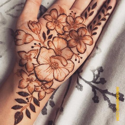 50 Flower Mehndi Design (Henna Design) 2019 Flower Mahendiii Design, Mehndi Design Flower, Flower Henna Design, Flower Mehndi Design, Henna Designs Flower, Flower Mehndi, Hena Designs, Indian Henna Designs, Henna Flower Designs