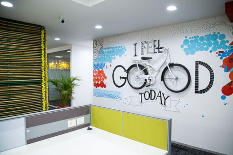 Creative Office Wall Design Ideas: Increase the productivity Office Wall Graphics, Office Graphics, Office Wall Design, Interior Murals, Cool Office Space, Office Wall Decals, Office Wallpaper, Beautiful Office, Interior Design Website