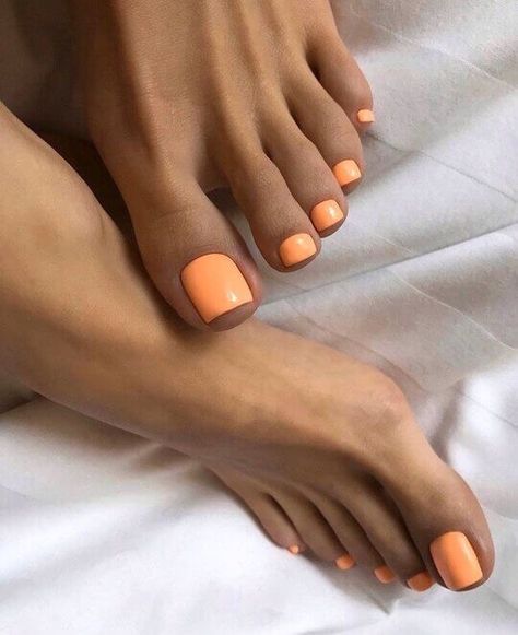 Pedicure Essentials, Orange Toe Nails, Feet Nail Design, Pedicure Ideas, Orange Nail, Gel Toe Nails, Acrylic Toe Nails, Acrylic Toes, Toe Nail Color