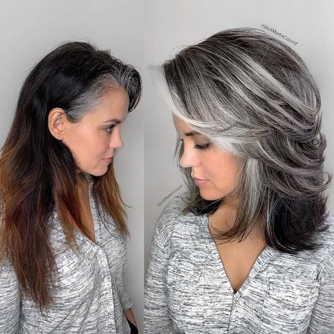 Medium Brunette Hair, Grey Hair Transformation, Medium Brown Hair, Covering Gray Hair, Medium Layered Hair, Medium Length Hair With Layers, Natural Wavy Hair, Blending Gray Hair, Hair Color For Women