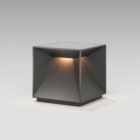 Practical for bedside tables, desks and wherever large areas of light are required in a small space: The Sigor Nutalis is a cube-shaped battery-powered light from which widespread light flows. The slanted sides of the cube reflect light in a unique way, making it look like an art object when turned on. Concrete Desk Lamp, Cube Lighting, Tech Furniture, Product Design Details, Interactive Lighting, Product Lighting, Square Lamp, Light Cube, Blitz Design