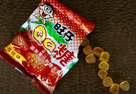 Chinese Chews, Chinese Milk Candy, Chinese Childhood Snacks, Best Asian Market Snacks, Chinese Grocery Store, Chinese Candy, Japanese Candy Snacks, Chinese Snacks, Asian Snacks