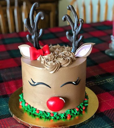 Reindeer Chocolate, Jul Kaka, Γενέθλια Mickey Mouse, Perfect Cake Pops, Winter Torte, Chocolate Peppermint Cake, It Cake, Reindeer Cakes, Peppermint Cake