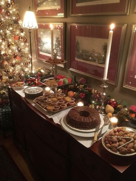 Fancy Christmas Party Aesthetic, Christmas Dinner Aesthetic, Christmas Party Aesthetic, Christmas Dinner Buffet, Christmas Buffet Table, Formal Christmas Party, Christmas Buffet, Christmas Dreaming, Christmas Feeling