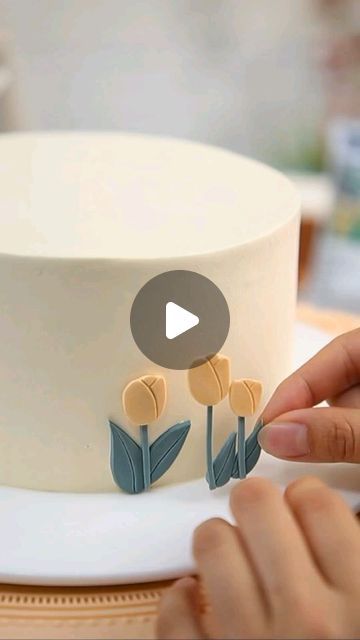 Tulip Cake, 7 Cake, Ribbon Cake, Dutch Tulip, Bow Cakes, Tasty Dessert, Video Inspiration, Cake Blog, Bunny Cake