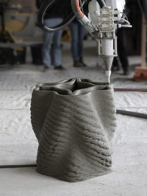 Students' 3D-printed Concrete Choreography pillars provide a ... Eth Zurich, 3d Printed House, Printed Concrete, 3d Printing Architecture, Drukarka 3d, Concrete Column, Pillar Design, Concrete Architecture, 3d Printing Art