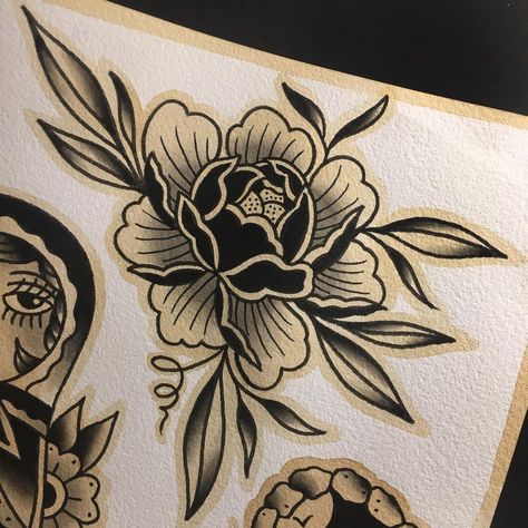 Flower Pattern Tattoo Design, American Trad Peony, American Traditional Peonies, Black Peony Tattoo Traditional, Peony Shoulder Tattoo Traditional, Big Peony Tattoo, Thigh Peony Tattoo, Trad Flowers Tattoo, Peonies Traditional Tattoo