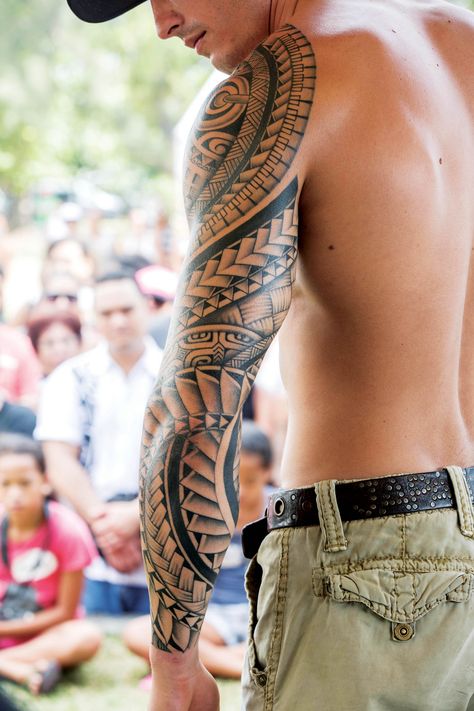 Tattoo Sleeve Themes, Military Sleeve Tattoo, Maori Tattoo Arm, Polynesian Tattoo Meanings, Polynesian Tattoo Sleeve, Quarter Sleeve Tattoos, Geometric Sleeve Tattoo, Polynesian Tattoo Designs, Maori Tattoo Designs