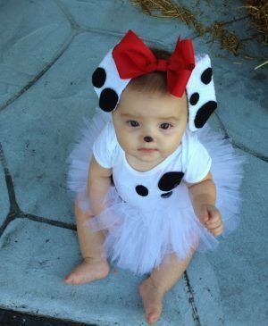 19 Seriously Clever DIY Halloween Costumes for Babies You'll Love | Of Life + Lisa Baby Dalmatian Costume, Dalmatian Halloween Costume, Dalmation Costume, Dalmatian Halloween, Dalmatian Costume, Meme Costume, First Halloween Costumes, Clever Costumes