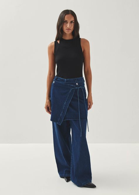 Jeans With Skirt Overlay, Denim Jeans To Skirt, Skirt Over Trousers, Skirt Over Jeans, Jeans Large, Jean Large, Jeans Skirt, Denim Trousers, Wide Leg Denim