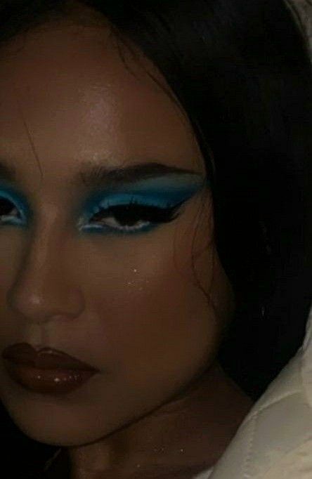 Galactic Makeup, Chola Makeup, Teal Makeup, Blue Makeup Looks, Makeup For Black Skin, Swag Makeup, Star Makeup, Ethereal Makeup, Dope Makeup