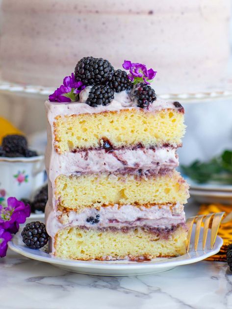 Blackberry Lemon Cake with Blackberry Frosting (video) - Tatyanas Everyday Food Lemon Berry Layer Cake, Blackberries Recipes, Floral Desserts, Blackberry Desserts, Blackberry Frosting, Cake Blackberry, Blackberry Jam Cake, Blackberry Cake Recipe, Blackberry Lemon