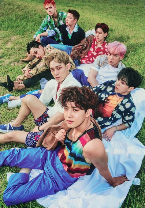 EXO - KOKOBOP Teaser Exo Kokobop, Exo Album, Ko Ko Bop, Xiumin Exo, Exo Lockscreen, Baekhyun Chanyeol, Exo Xiumin, Lu Han, Kpop Exo