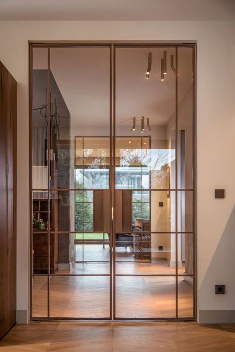 Panelling Hallway, Dressing Design, Mudroom Design, Small Hallway, Glass Doors Interior, 아파트 인테리어, Home Doors, Hallway Ideas, Room Doors