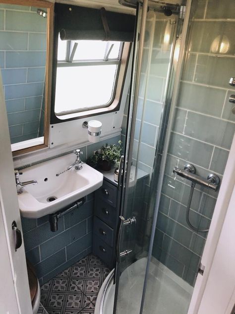 Narrowboat Shower Room, Canal Boat Bathroom, Small Boat Interior Ideas, Shower Room Layout, Narrowboat Bathroom, Boat Bathroom, Narrow Boats For Sale, Canal Boat Interior, Barge Boat