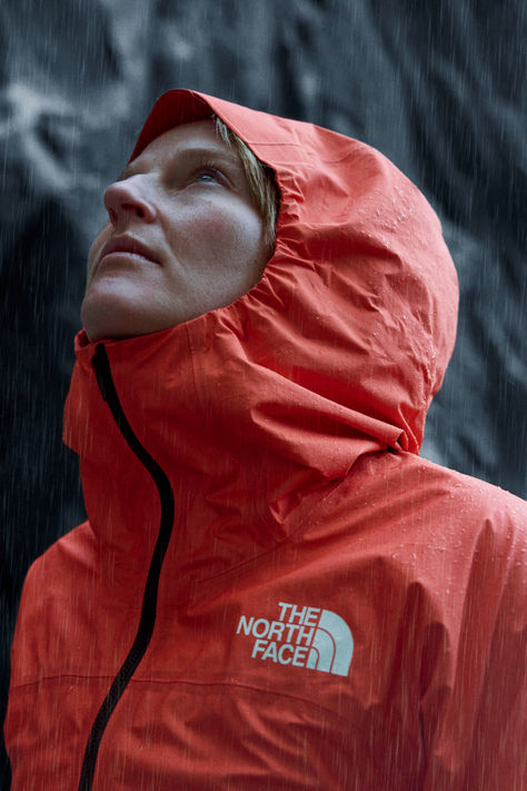 More than just a lightweight jacket, the Summit Series FUTURELIGHT™ Papsura is our lightest technical shell ever. It offers maximum weatherproof protection without sacrificing comfort. North Face Photography, Nort Face, Rain Coats, North Face Brand, North Face Rain Jacket, Summit Series, Mindset Coach, Dollar Store Organizing, Art Things