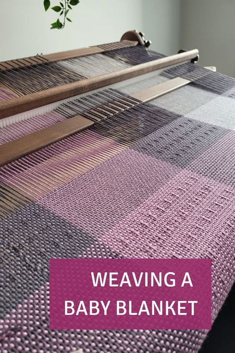 Weaving Projects Rigid Heddle Loom, Weaving Blanket Loom, Handwoven Baby Blanket Patterns, Handwoven Baby Blanket, Heddle Loom Patterns, Hand Weaving Patterns, Weaving Projects Ideas, Weaving Blanket, Fabric Loom