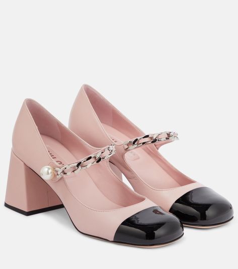 Miu Miu Mary Jane, Pearl Straps, Ballet Heels, Kawaii Shoes, Mid Heels Pumps, Miu Miu Shoes, Pink Pumps, Mary Jane Pumps, Iconic Design