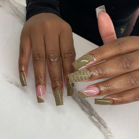 #armygreennaildesigns #GreenNailDesigns #greennaildesigns2024 #greennailextensiondesign #greennailsdesign #militarygreennails #nailextensiondesigngreen #olivegreennaildesigns #olivegreennaildesigns2024 #olivegreennails #olivegreenovalnailsPosted by Zoe Scott: Prepare to embark on a journey into the world of sophistication and modernity with olive green nail designs. This trend effortlessly harmonizes timele... Green Fall Acrylic Nails, Olive Green Tips Nails, Olive French Tip Nails, Cute Olive Green Nails, Olive Green Nail Ideas Coffin, Olive Green Nail Designs, Olive Green Acrylic Nails, Olive Green Fall Nail Designs, Light Olive Green Nails Acrylic