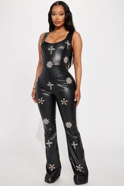 Leather Jumpsuit Outfits, Fancy Jumpsuits, Club Jumpsuit, Mummy Costume, Jumpsuit Outfits, Leather Jumpsuit, Rock Fashion, Lace Jumpsuit, Curve Dresses