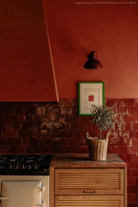 Kitchen Post, Devol Kitchens, Kitschy Kitchen, Red Kitchen, Red Interior, Red Walls, Kitchen Inspo, Interior Design Companies, Apartment Design