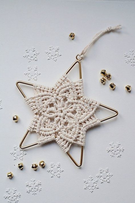 Macrame Star, Macrame Colar, Small Restaurant, Metal Star, Beautiful Christmas Decorations, Warm Beige, Macrame Patterns Tutorials, The Cafe, Macrame Ideas