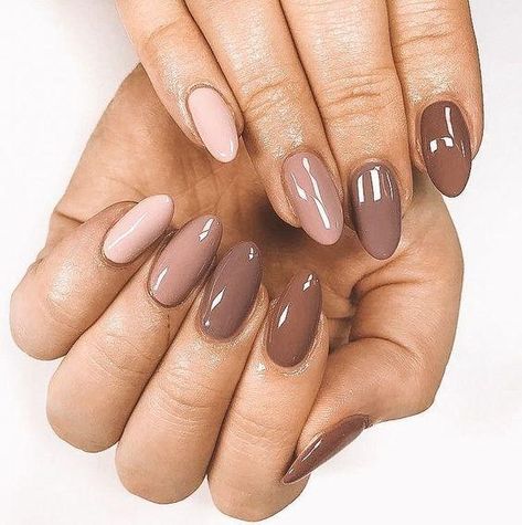 Unghie Sfumate, Nagellack Trends, Minimal Nails, Fall Acrylic Nails, Almond Acrylic Nails, Neutral Nails, Minimalist Nails, Dream Nails, Classy Nails