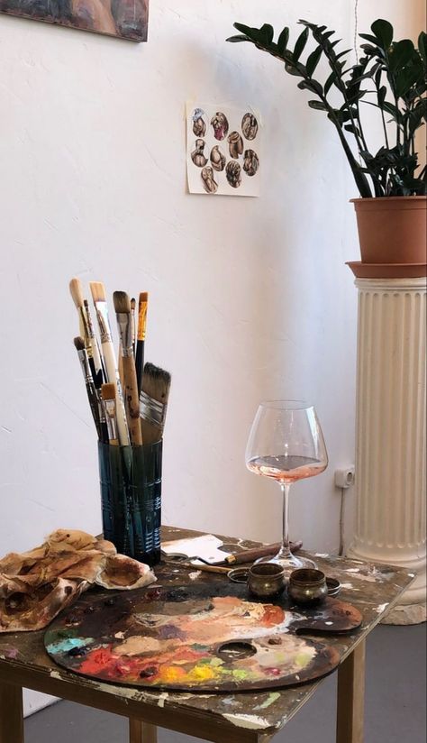 Wine And Paint Aesthetic, Freetime Activities, Art Studio Room, Artsy Aesthetic, Art Corner, Artist Aesthetic, My Art Studio, Arte Inspo, Artist Life