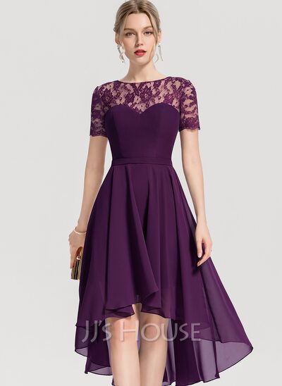 [US$ 119.00] Corte A Escote redondo Asimétrico Gasa Dama de honor Princess Bridesmaid Dress, Chiffon Lace Dress, A Line Cocktail Dress, Chiffon Cocktail Dress, Sleeveless Bridesmaid Dresses, Dresses Chiffon, Bridesmaid Dresses Online, Lace Homecoming Dresses, Lace Neckline