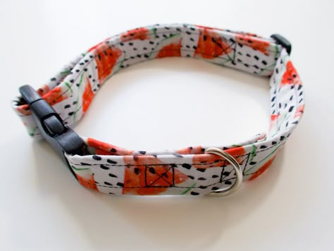 Sewing A Dog Collar, How To Make Fancy Dog Collars, Homemade Cat Collar, Sew Dog Collar Diy Tutorial, Dog Collar Sewing Pattern Free, Sewing Dog Collar, Beaded Dog Collar Diy How To Make, Diy Dog Collar Tutorial, How To Make Dog Collars