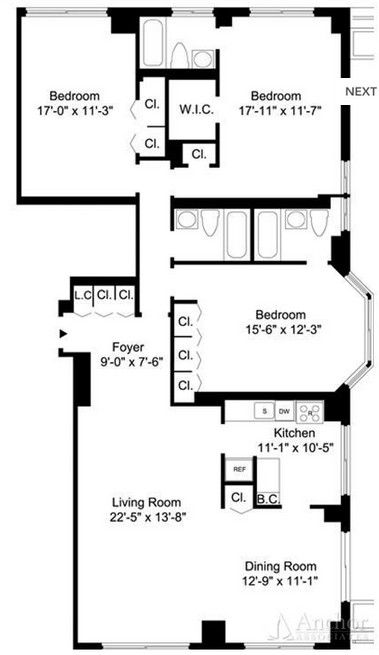 Unique Apartment Layout, Nyc Floor Plans, Paris Apartment Layout, London Apartment Floor Plan, Parisian Apartment Layout, New York House Layout, Bloxburg Nyc Apartment Interior, Family Apartment Layout, Parisian Apartment Floor Plan