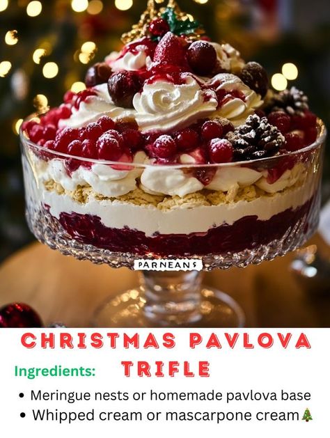 Pavlova Trifle Recipes, Pavlova Wreath Christmas, Christmas Pavlova Trifle, Triffle Desserts Simple, Christmas Pavlova Ideas, Winter Pavlova, Pavlova Trifle, Trifle Ideas, Dessert Individual