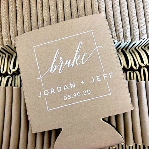 Welding Projects Ideas, Koozie Wedding Favors, Blue Wedding Favors, Pet Drawing, Cricut Wedding, Wedding Koozies, Custom Wedding Favours, Wedding Cups, Favors Diy