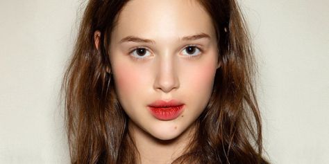 All hail the naturally flushed look. Makeup Steps For Beginners, Best Lip Stain, Look 2023, Winter Lip Color, Red Lip Stain, Vampy Lips, Winter Lips, Lip Stains, Makeup Steps