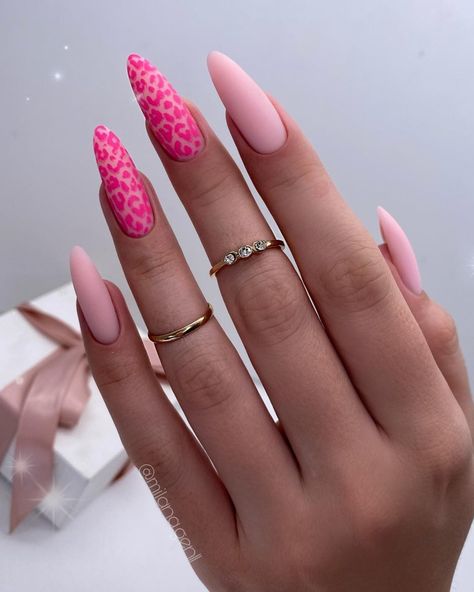 Bachelorette Nails: 20 Ideas To Fit Every Party Attire ★ bachelorette nails pink Bachelorette Nails Pink, Bachelorette Party Nails Bridesmaid, Nails For Every Outfit, Bachelorette Party Nails, Bachelorette Nails, Pink Leopard Nails, Bridesmaid Nails, Nails Styles, Bridesmaids Nails