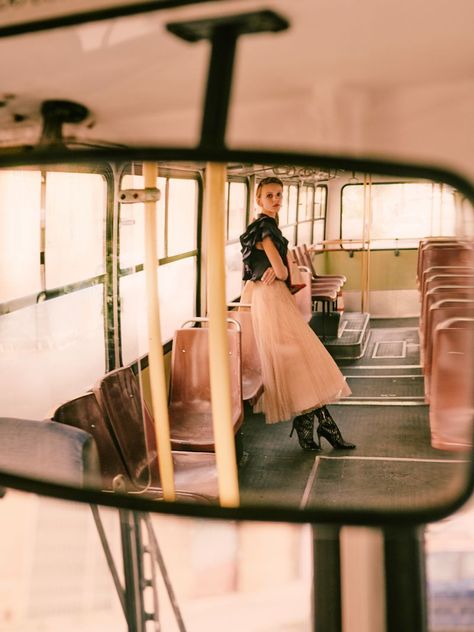 Public Transport Photoshoot, Bus Photoshoot, Bus Photography, Bus Photo, Bus Trip, Concept Photography, Photographs Ideas, Conceptual Photography, Fashion Photography Inspiration