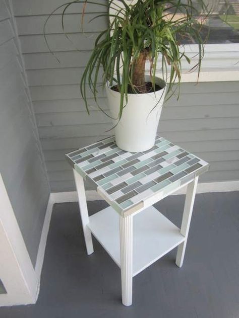 Depending on the size of your table, you might only need one sheet of leftover tile to totally transform the piece.  Get the tutorial at Pretty Handy Girl »   - HouseBeautiful.com Tile Leftover Ideas, Leftover Tile Ideas Diy, Diy Tiles, Ceramic Tile Crafts, Leftover Tile, Tile Diy, How To Tile, Tile Furniture, Tile Table