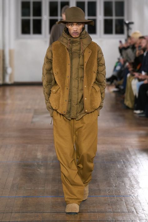 White Mountaineering Fall 2024 Menswear Fashion Show | Vogue 2024 Menswear, Natural Man, Menswear Fashion Show, Mens Fashion Fall, Winter Jacket Men, Menswear Fashion, White Boys, Mountaineering, Fall 2024