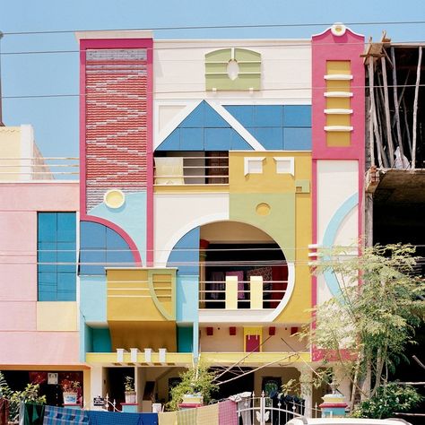 The Gaudy South Indian Houses That Inspired Ettore Sottsass Colourful Architecture, Photography Places, 80s Decor, Memphis Milano, Unusual Homes, Memphis Design, Table Inspiration, Skill Set, Colorful Furniture